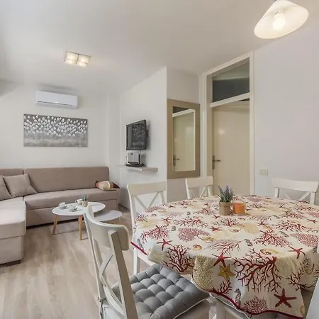 Guest house Ida Novigrad (Istria)