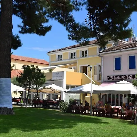 Ida Guest house