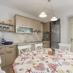 Ida 3* Novigrad Istria